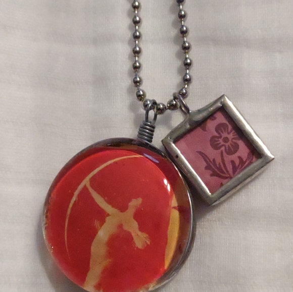 Necklace - Picture 3 of 3